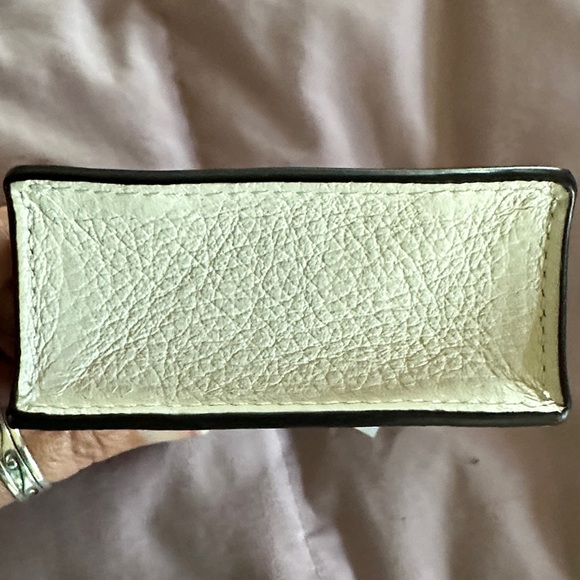 NWT Coach Mini Bag in White with Gold Stars - Picture 6 of 8